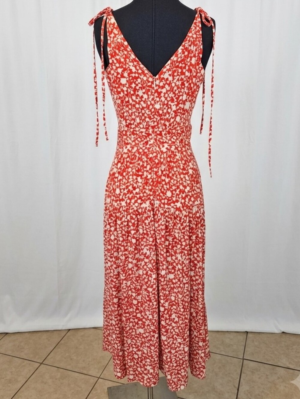 Marc by Marc Jacobs Red and White Floral Silk Maxi Dress with Tie Shoulders - Picture 2 of 4